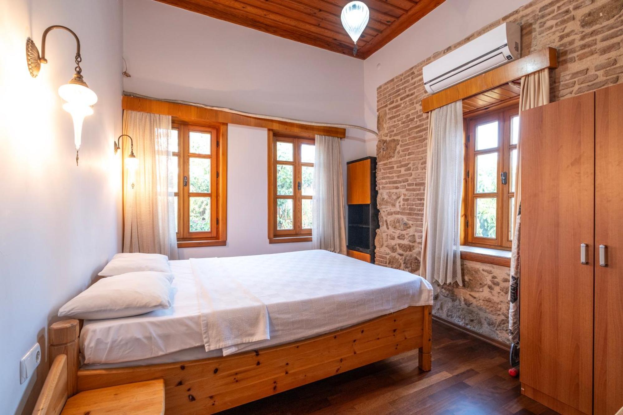 Saye Konak Hotel ' Kaleici&Oldtown' Анталья Экстерьер фото